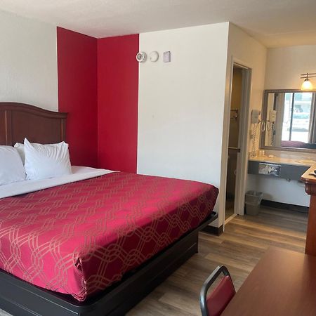 Ramada By Wyndham Branson Theatre District Hotel ภายนอก รูปภาพ