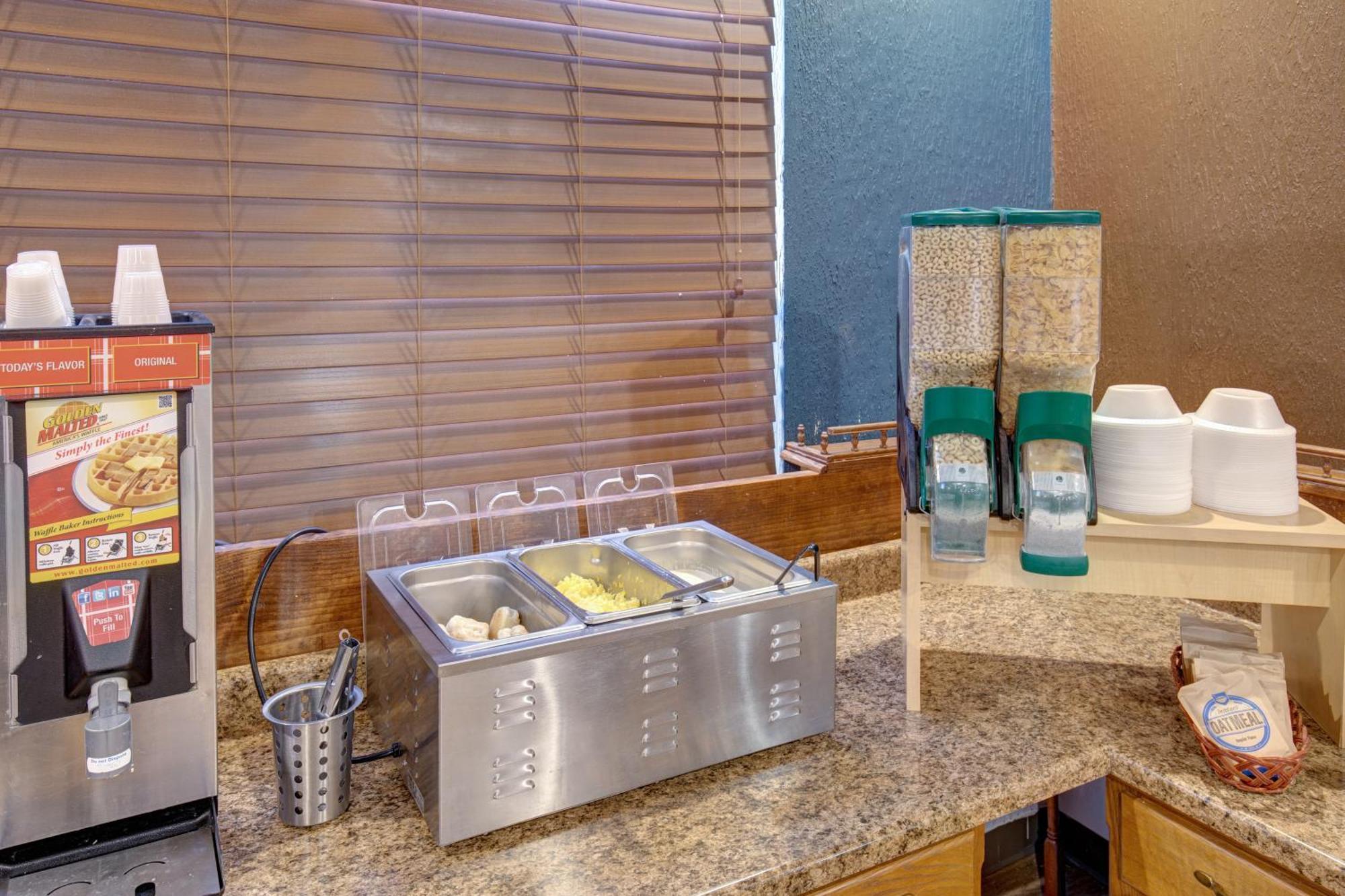 Ramada By Wyndham Branson Theatre District Hotel ภายนอก รูปภาพ